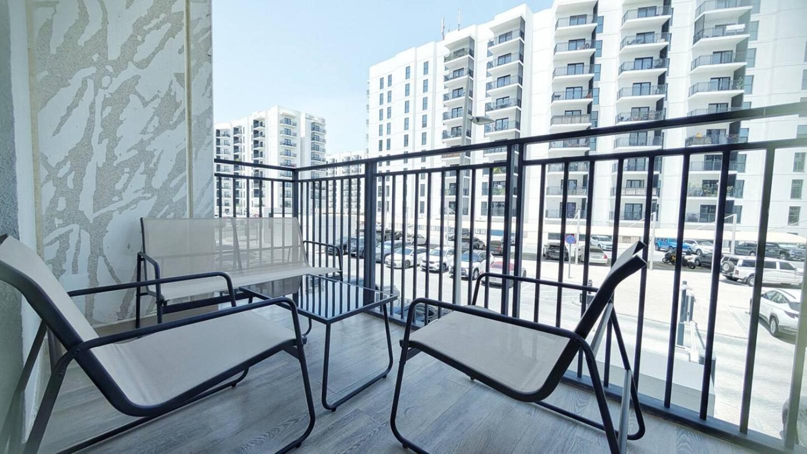 Glamorous 2bd Yas Island Apartment *