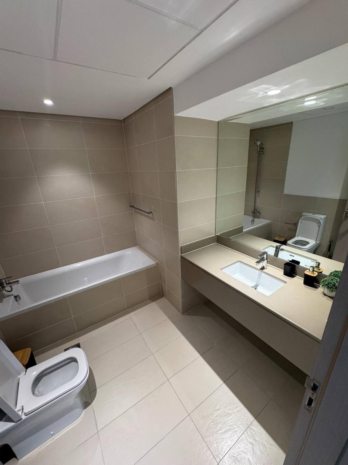 Glamorous 2bd Yas Island